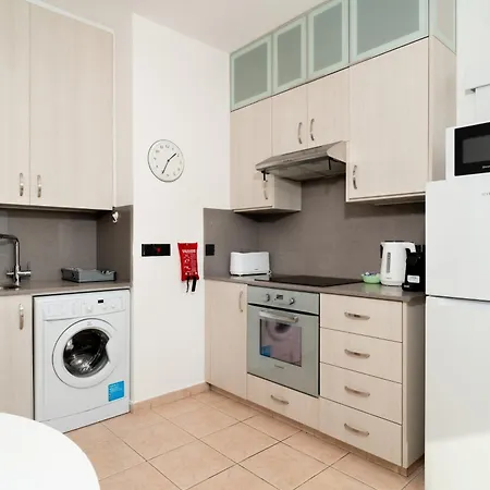 Stunning Mackenzie Sea Views Flat,1 Bedroom Apartament