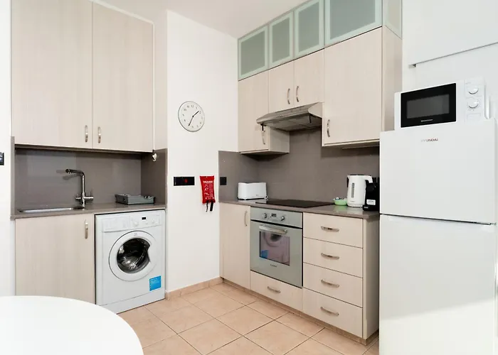 Stunning Mackenzie Sea Views Flat,1 Bedroom Apartment